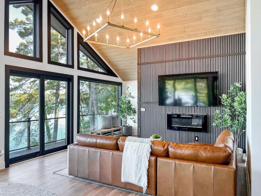 Leo'S Bear Lake Hideaway Kalkaska Exterior foto